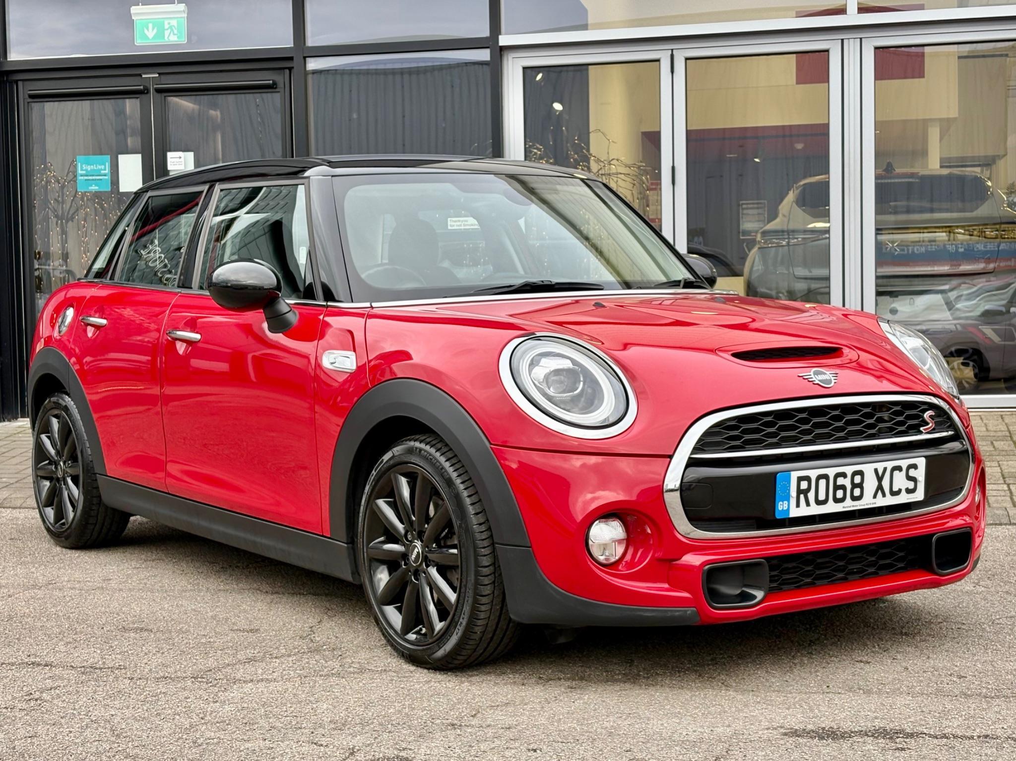 2018 Mini Hatch