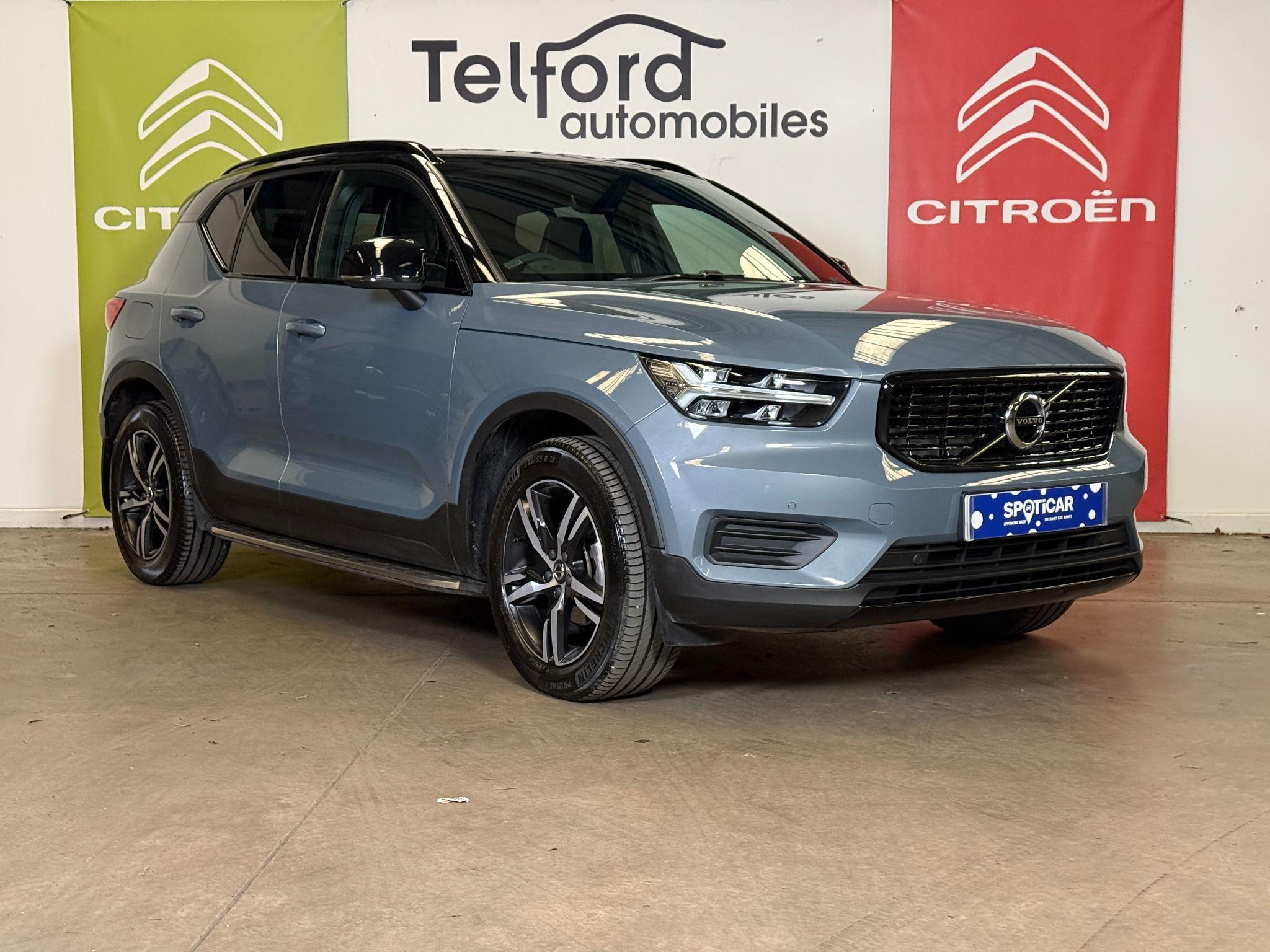 2022 Volvo XC40